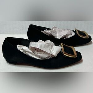 LSBEID Jin Yue Elegant Black Women's Faux Suede Flat Shoes with Gold Accent